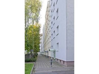 Wohnung zur Miete 368 € 3 Zimmer 59,1 m² 4. Geschoss Hyazinthenstraße 29 Nördliche Neustadt Halle (Saale) 06122