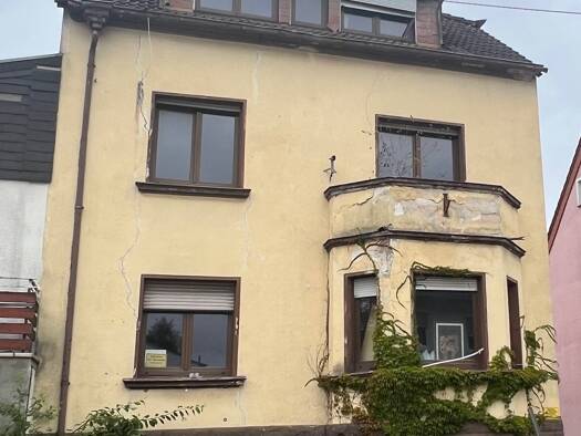 Mehrfamilienhaus zum Kauf 349.000 € 10 Zimmer 270 m² 1.000 m² Grundstück Roden Saarlouis 66740