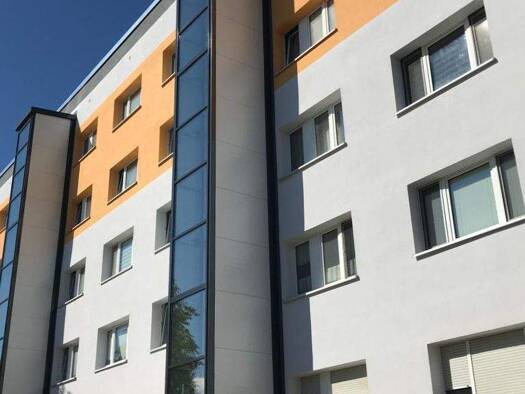 Wohnung zur Miete 300 € 2 Zimmer 49,6 m² 4. Geschoss frei ab sofort Magdeborner Straße 3 Borna 04552