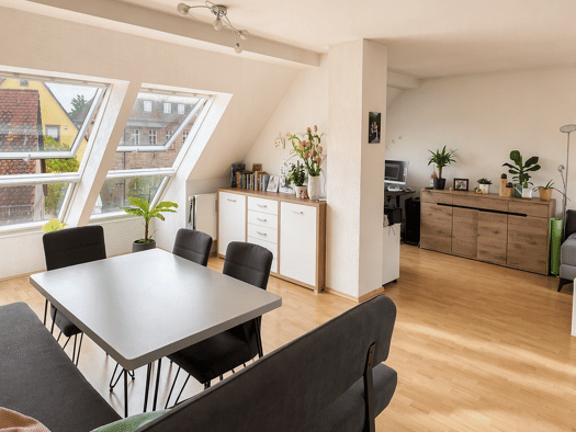 Wohnung zur Miete 845 € 3,5 Zimmer 95 m² Geschoss 1/2 frei ab 01.12.2026 Kornburg Südliche Außenstadt 90455