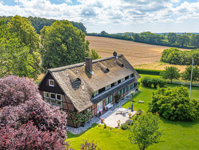 Bauernhaus zum Kauf 1.590.000 € 12,5 Zimmer 506 m² 4.578 m² Grundstück Wentorf Behrensdorf 24321