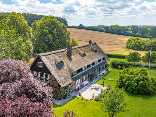 Bauernhaus zum Kauf 1.590.000 € 12,5 Zimmer 506 m² 4.578 m² Grundstück Wentorf Behrensdorf 24321