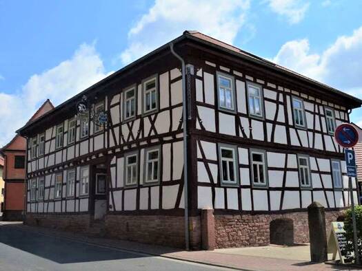 Restaurant zum Kauf 645.000 € 471 m² Gastrofläche 1.125 m² Grundstück Eichenbühl 63928