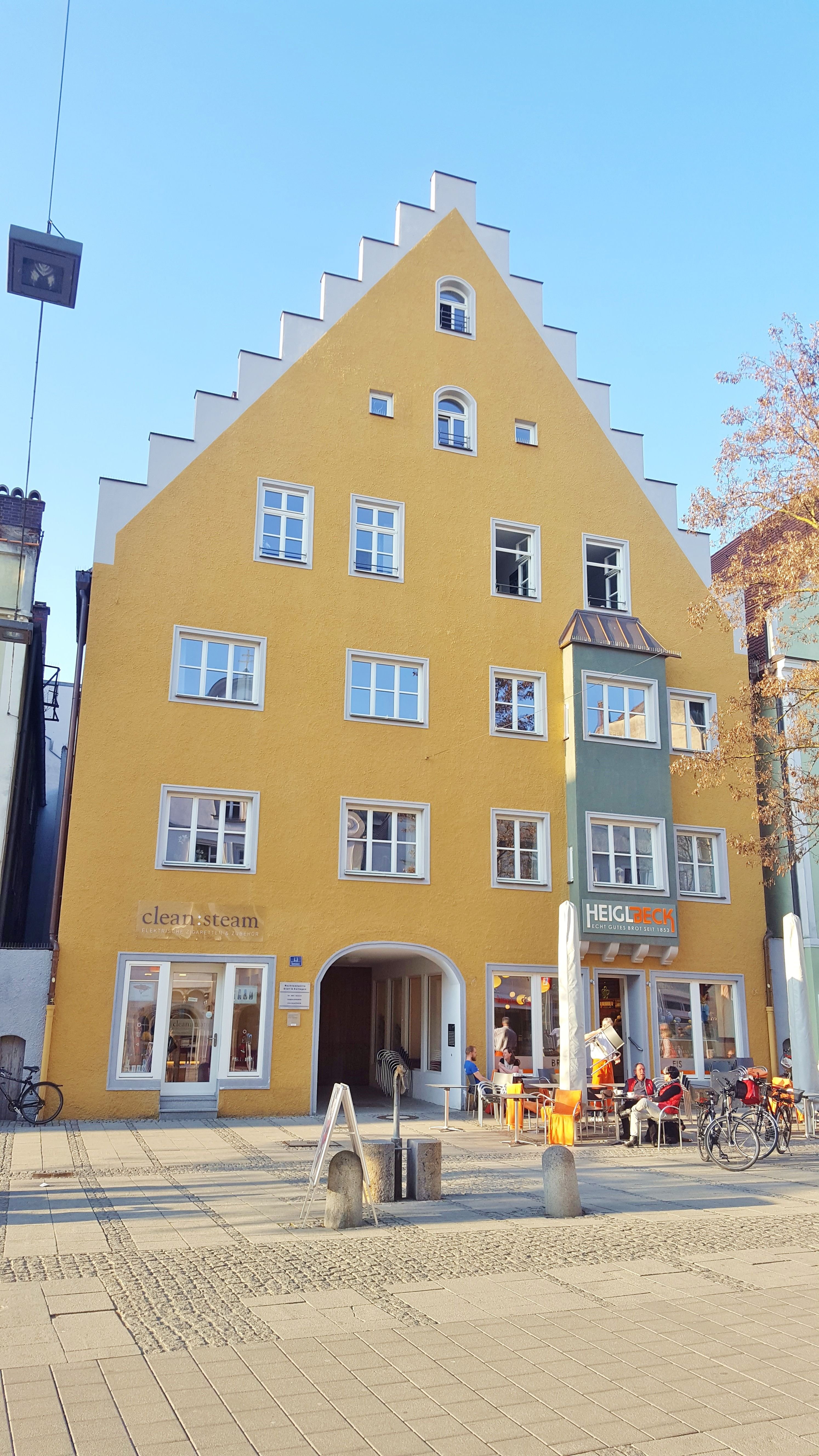 Wohnung zur Miete 625 € 2 Zimmer 44 m²<br/>Wohnfläche 2.<br/>Geschoss 01.12.2024<br/>Verfügbarkeit Theresienstraße Altstadt - Südwest Ingolstadt 85049