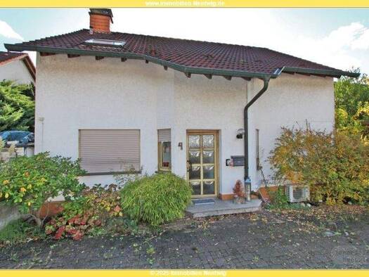 Einfamilienhaus zum Kauf 338.000 € 6 Zimmer 140,5 m² 444 m² Grundstück frei ab sofort Fröndenberg Fröndenberg/Ruhr 58730