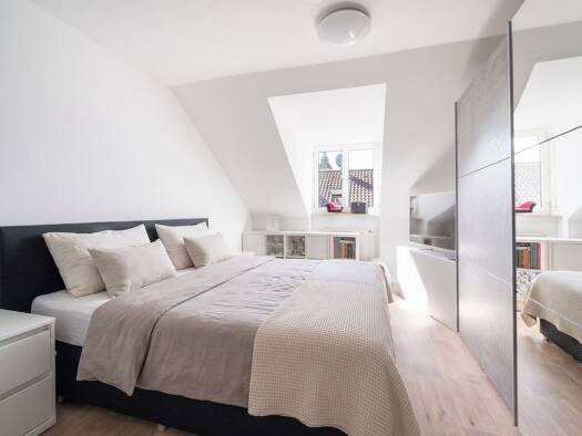 Wohnung zum Kauf 329.000 € 2 Zimmer 62 m² 2. Geschoss Altenerding Erding 85435