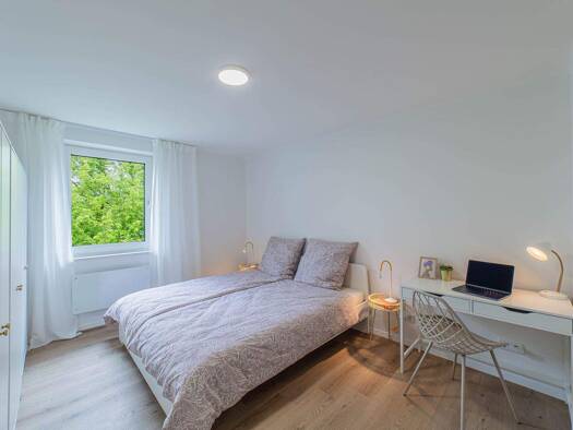 Wohnung zur Miete 900 € 2 Zimmer 55,2 m² 3. Geschoss frei ab sofort Schweinau Nürnberg 90441