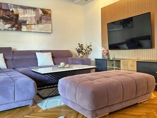 Mehrfamilienhaus zum Kauf 429.000 € 8 Zimmer 210 m² 234 m² Grundstück Altheim 4950