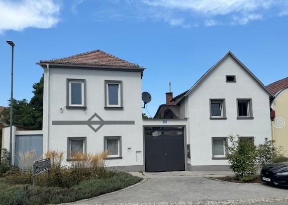 Immobilie zum Kauf 689.000 € 12 Zimmer 538 m²<br/>Fläche 1.161 m²<br/>Grundstück Neunkirchen 2620