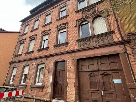 Wohnung zur Miete 440 € 2 Zimmer 52 m² frei ab sofort Luisenthaler Straße 114 Burbach West 66115