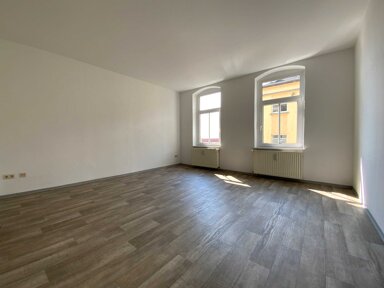 Studio zur Miete 295 € 2 Zimmer 67,5 m² 2. Geschoss Lungwitzer Str. 19 Hohenstein-Ernstthal Hohenstein-Ernstthal 09337