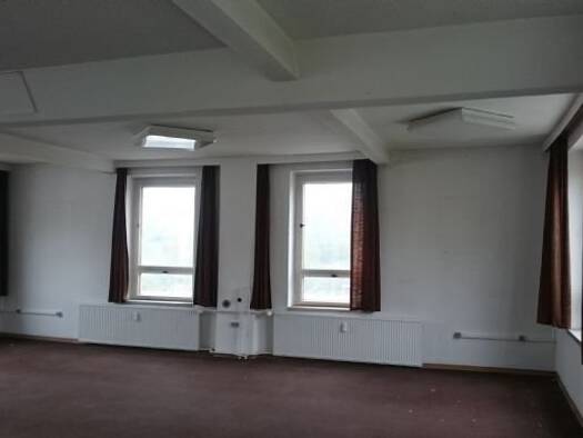 Bürofläche zur Miete provisionsfrei 140 € 2 Zimmer 65,2 m² Bürofläche teilbar ab 65,2 m² Auerbach 08209