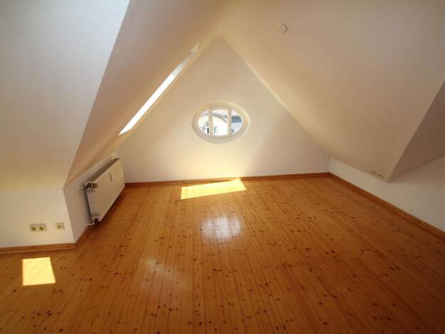 Wohnung zur Miete 640 € 2 Zimmer 50 m² Dachgeschoss, 3. Geschoss frei ab 01.09.2025 Baurat-Gerber-Straße 18 Göttingen Göttingen 37073