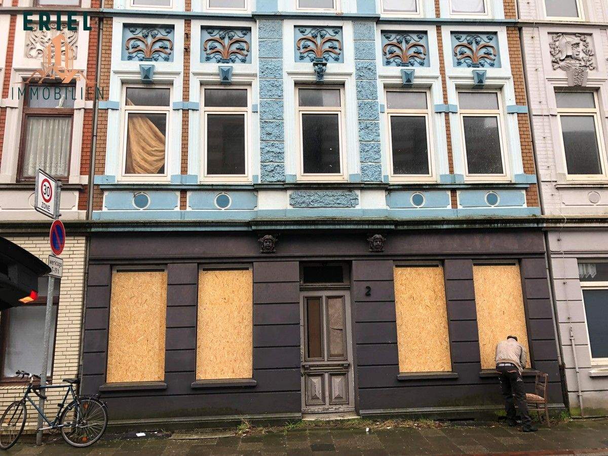 Investorenprojekt in Bremerhaven - Brandgeschädigtes MFH (6 WE) in Lehe Süd - keine Käuferprovision