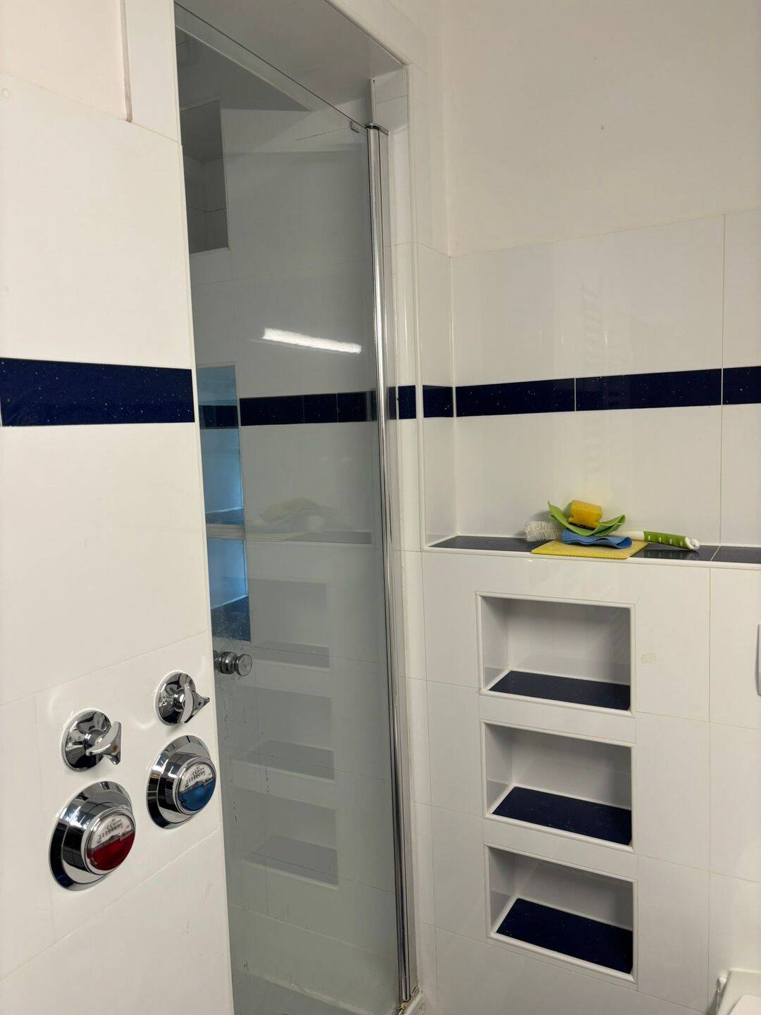 Property thumbnail 9