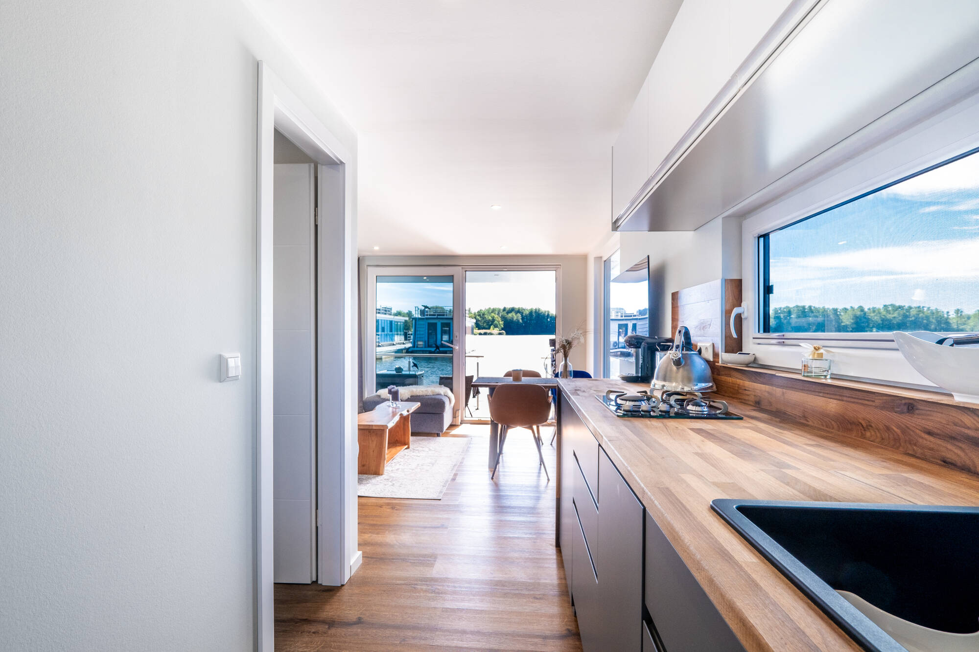 Property thumbnail 12