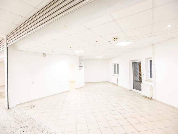 Laden zur Miete provisionsfrei 904 € 1 Zimmer 113 m² Verkaufsfläche Bachgasse 23 Stollberg Stollberg/Erzgeb. 09366