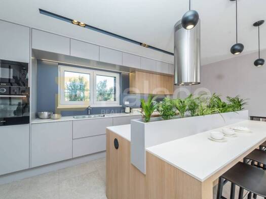 Haus zum Kauf 1.400.000 € 7 Zimmer 425 m² Sukosan