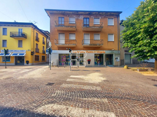 Bauernhaus zum Kauf 460.000 € 4 Zimmer 416 m² Piazza Savoldi Lonato del Garda 25017