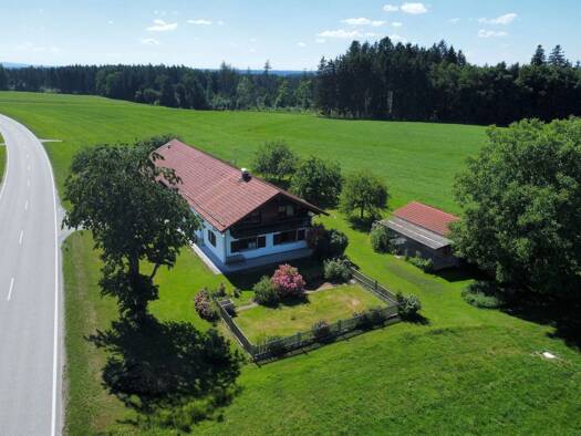 Einfamilienhaus zum Kauf 950.000 € 4 Zimmer 145 m² 7.047 m² Grundstück Oberwindering Vogtareuth 83569