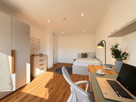 Wohnung zur Miete 770 € 1 Zimmer 16 m² Geschoss 2/4 frei ab 15.04.2026 Colmarer Straße 1 Thalk.Obersendl.-Forsten-Fürstenr.-Solln München 81379