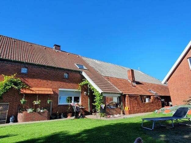 Haus zum Kauf 250.000 € 5 Zimmer 220 m² 17.098 m² Grundstück Spetzerfehn Großefehn 26629