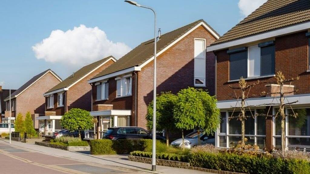 Haus zum Kauf provisionsfrei 171.000 € 1.252 m² Grundstück Frankfurt 15230