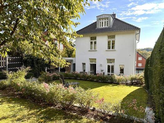 Villa zum Kauf provisionsfrei 780.000 € 7 Zimmer 220 m² 690 m² Grundstück Bad Schwartau 23611