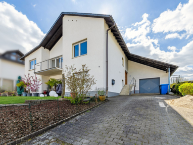 Mehrfamilienhaus zum Kauf 299.000 € 8 Zimmer 200 m² 785 m² Grundstück Niedershausen Löhnberg 35792