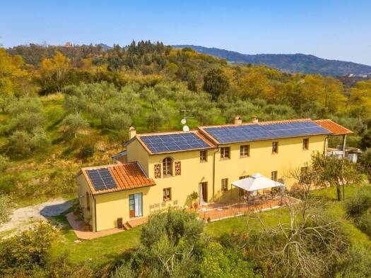 Haus zum Kauf 1.145.000 € 5 Zimmer 290 m² 60.000 m² Grundstück frei ab sofort Buggiano