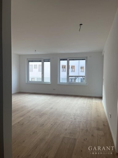 Wohnung zur Miete 1.400 € 2 Zimmer 63 m² 1. Geschoss Friedrichshafen Friedrichshafen 88046