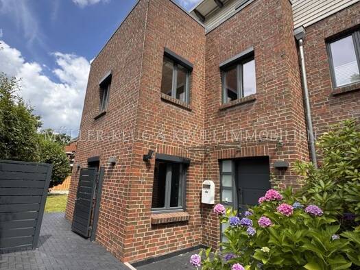 Doppelhaushälfte zur Miete 3.780 € 6 Zimmer 210 m² 400 m² Grundstück Niendorf Eimsbüttel 22453