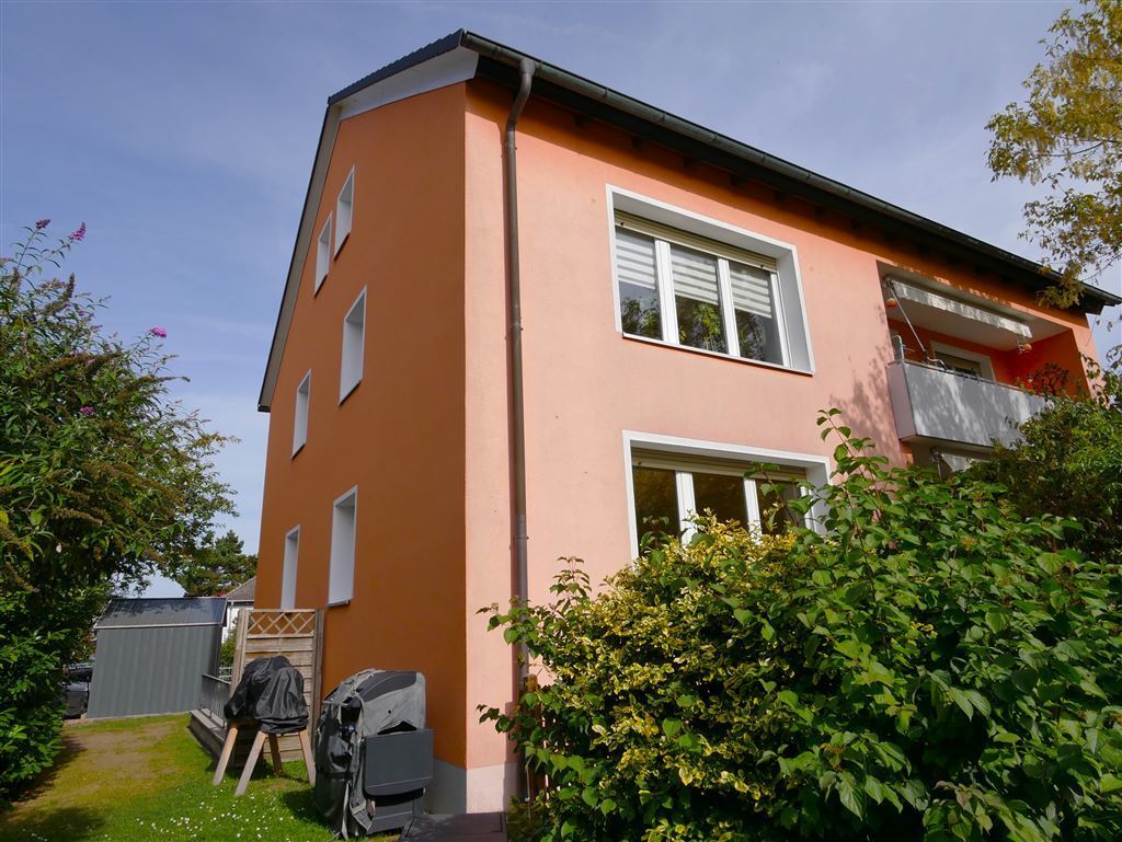 Mehrfamilienhaus zum Kauf 749.000 € 11 Zimmer 260 m²<br/>Wohnfläche 956 m²<br/>Grundstück Burgfarrnbach 94 Fürth 90768