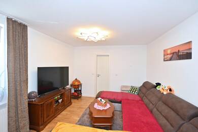 Wohnung zur Miete 690 € 3 Zimmer 83 m² Freudenstadt Freudenstadt 72250