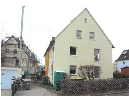 Wohnung zum Kauf provisionsfrei 64.000 € 2 Zimmer 53,8 m² Selb 95100