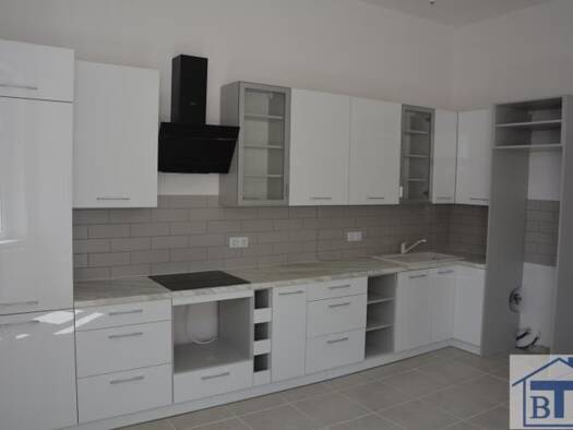 Wohnung zur Miete 330 € 2 Zimmer 65,9 m² 2. Geschoss frei ab 01.02.2027 Zittau Zittau 02763
