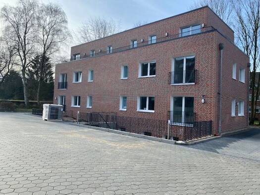 Wohnung zur Miete 1.390 € 3 Zimmer 77,4 m² Geschoss 1/3 frei ab 01.11.2026 Bramfeld Wandsbek 22177