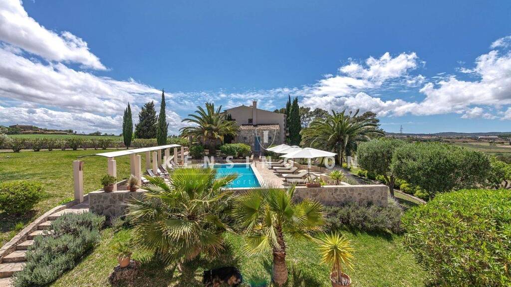 Landhaus zum Kauf provisionsfrei 2.900.000 € 16 Zimmer 626 m² 14.206 m² Grundstück Petra 07520