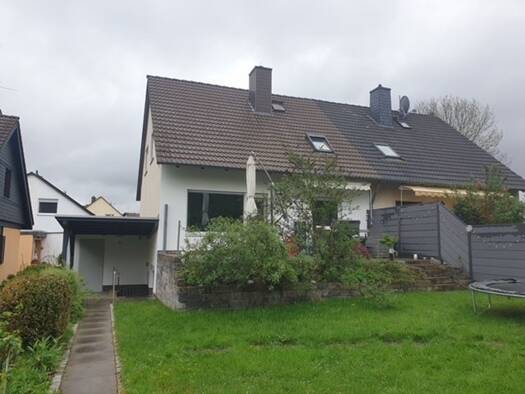 Doppelhaushälfte zur Miete 1.200 € 4 Zimmer 110 m² frei ab 01.08.2026 Oberkaufungen Kaufungen 34260