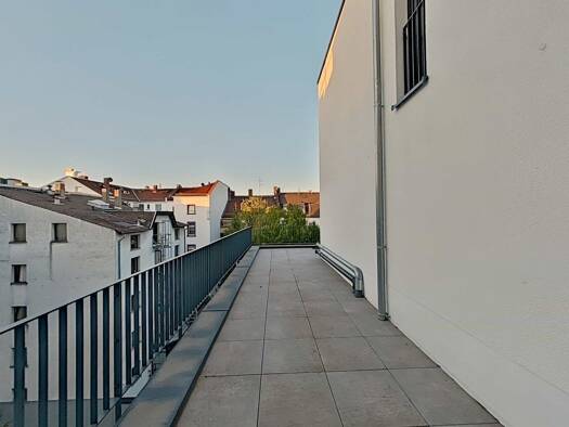 Wohnung zur Miete 1.430 € 2 Zimmer 67,5 m² 4. Geschoss frei ab 01.09.2026 Heilbronner Straße Gutleutviertel Innenstadt I 60327