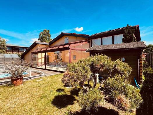 Einfamilienhaus zum Kauf 390.000 € 7 Zimmer 244,5 m² 662 m² Grundstück frei ab sofort Rathenow Rathenow 14712