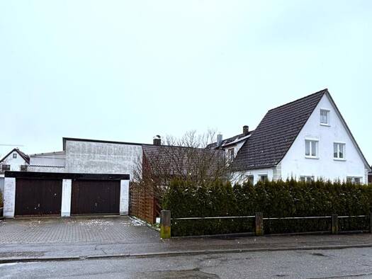 Haus zum Kauf 487.400 € 6,5 Zimmer 147,7 m² 605 m² Grundstück Villingen Villingen-Schwenningen 78050