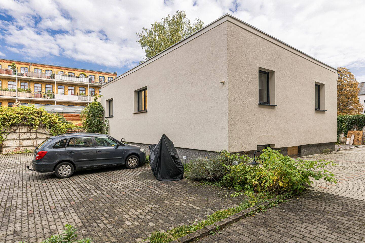 Property thumbnail 10