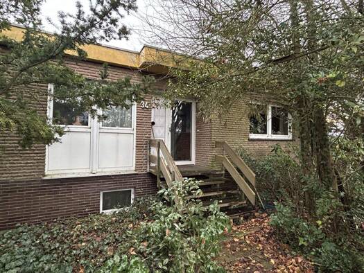 Bungalow zum Kauf 89.000 € 4 Zimmer 129 m² 663 m² Grundstück Eissen Willebadessen / Eissen 34439