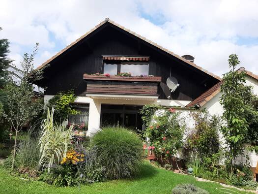Wohnung zur Miete 700 € 3 Zimmer 81 m² 1. Geschoss frei ab 01.04.2027 Hetjershausen Göttingen 37079
