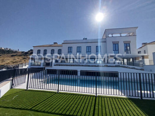 Haus zum Kauf 346.000 € 3 Zimmer 148 m² Málaga 29770