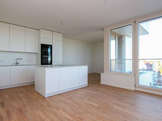 Wohnung zur Miete 2.250 € 3 Zimmer 87,4 m² 4. Geschoss frei ab 15.03.2026 Memminger Platz 4 Moosach München 80997