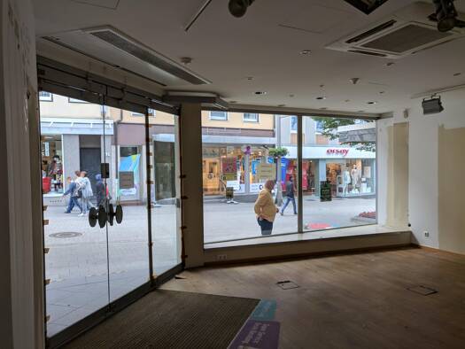 Laden zur Miete 21,50 € 770 m² Verkaufsfläche Düsseldorf 40211