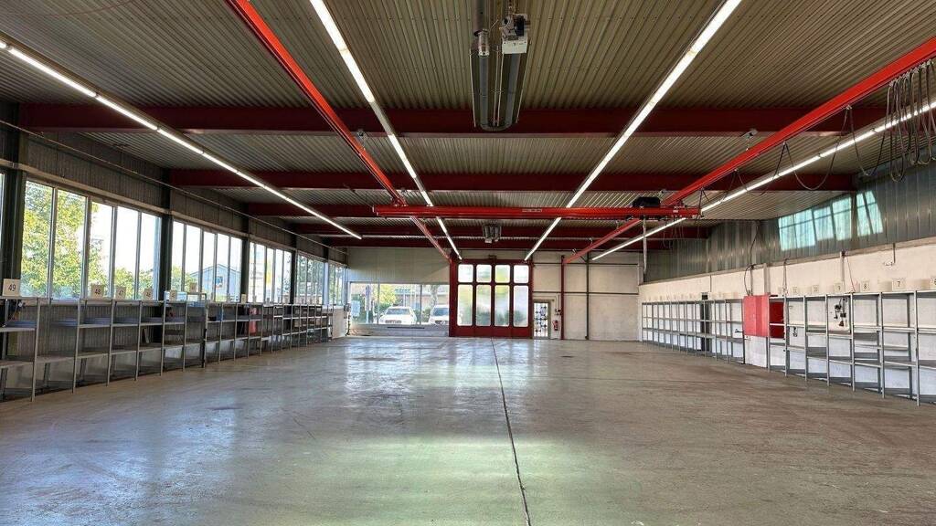 Halle/Industriefläche zur Miete 25.000 € 2.352 m² Lagerfläche Endingen 79346