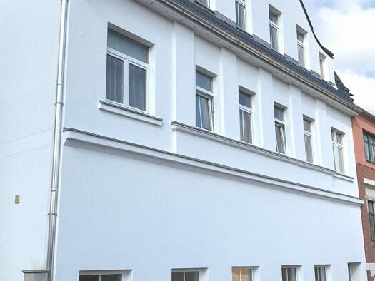 Mehrfamilienhaus zum Kauf als Kapitalanlage geeignet 285.000 € 17 Zimmer 408 m² 260 m² Grundstück Treuen 08233